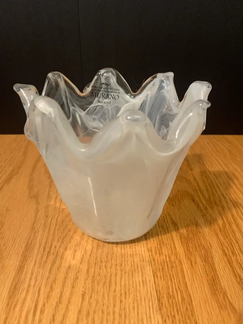 Murano Vetro Eseguito Second Vase 5 X 6 Inches