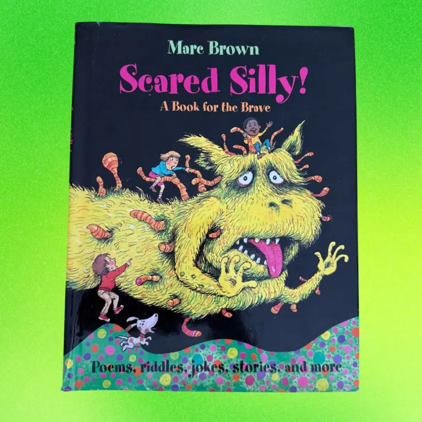 1994 Scared Silly Book 11"