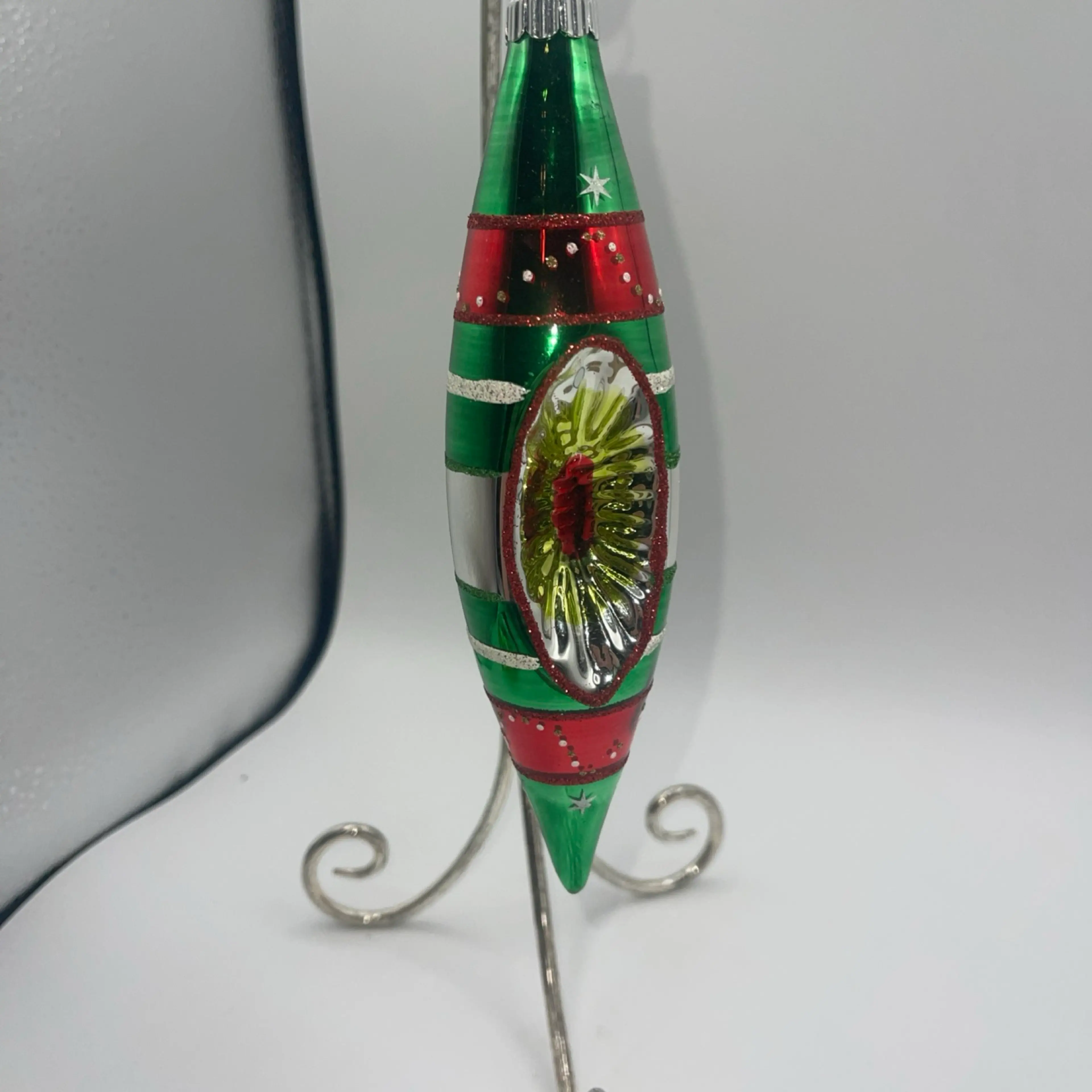 Image 2 of 6