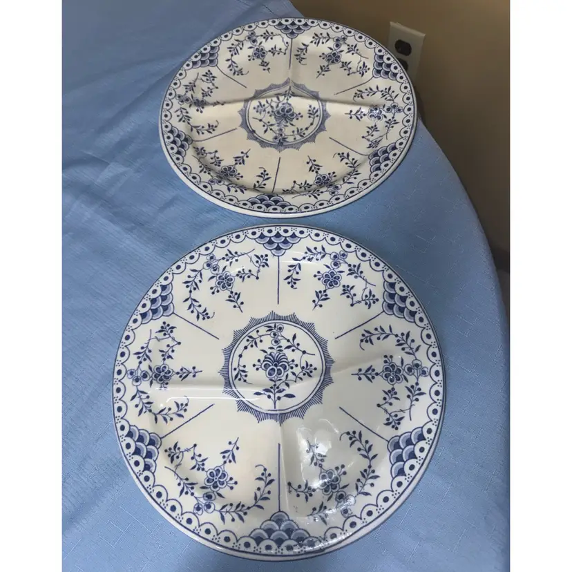 Copenhagen Staffordshire England 11”  divided chop plate Blue and White Floral