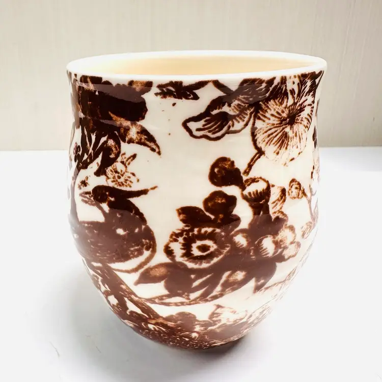 Retired Anthropologie Homegrown Brown Floral Monogram Initial R Coffee Tea Mug