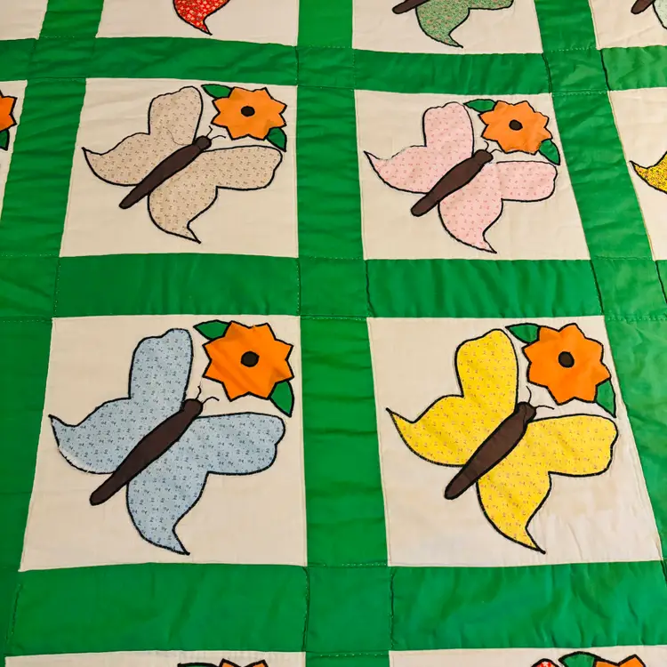 Handmade Cotton Quilt Butterfly Orange Flower Applique Green Border 83" x 69"