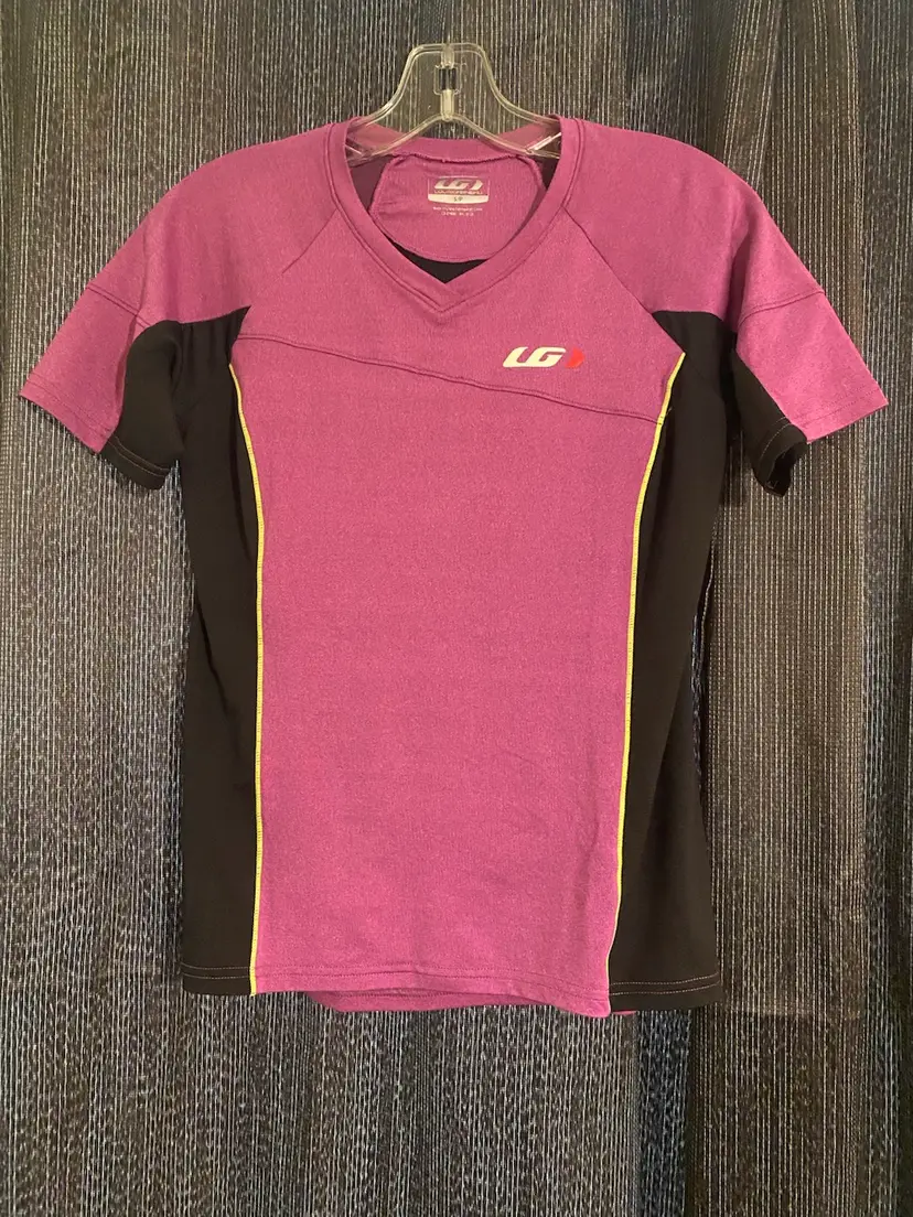 Louis Garneau Women's Size Small Purple Short Sleeve Activewear Cycling T-Shirt