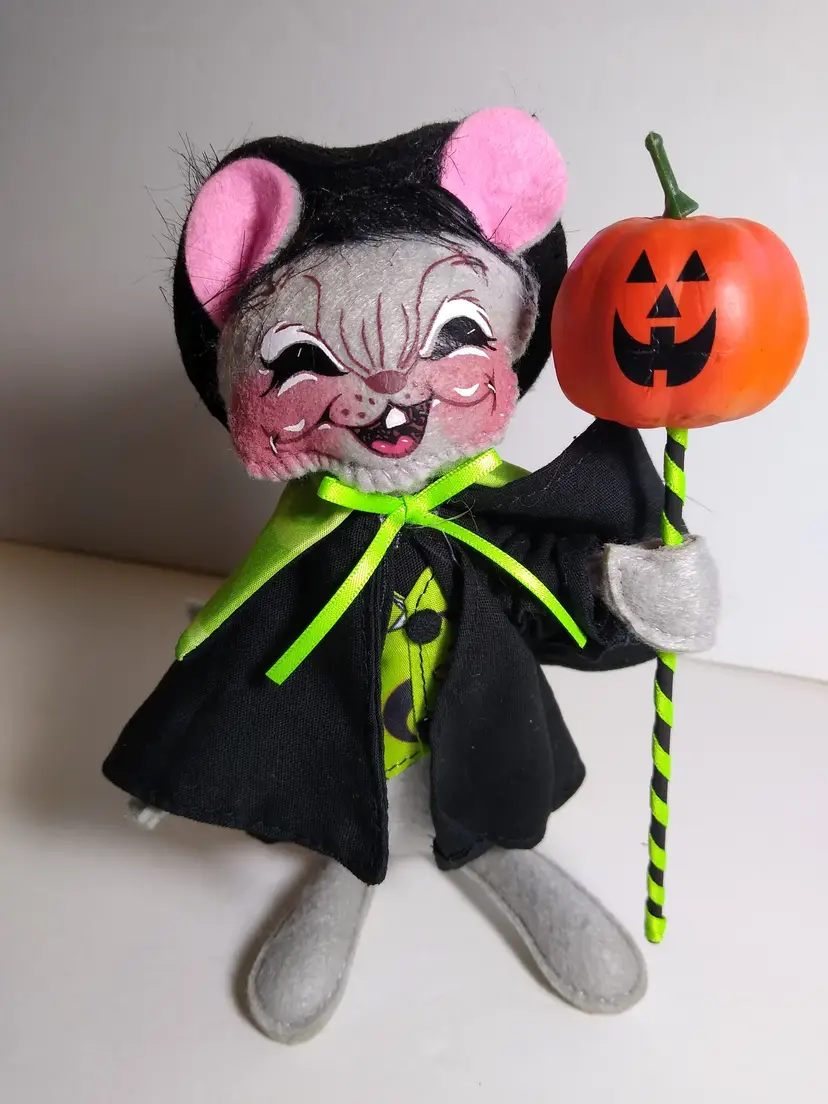 Share Annalee Mouse Halloween Figurine 7in Hand-Painted Pumpkin Staff