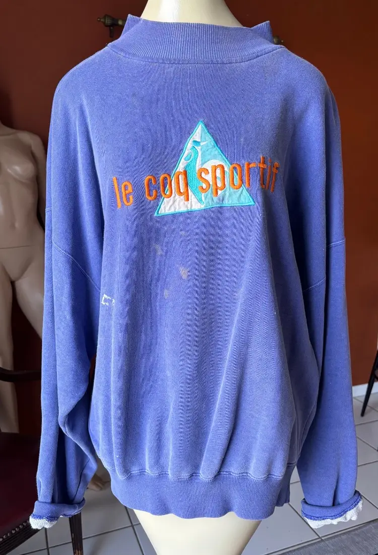 Vintage 80’s Le Coq Sportif Pullover Sweater Purple Faded Embroidered Graphic Size Large Mens Women’s
