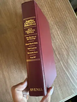 Agatha Christie’s Detectives: 5 Novels In One