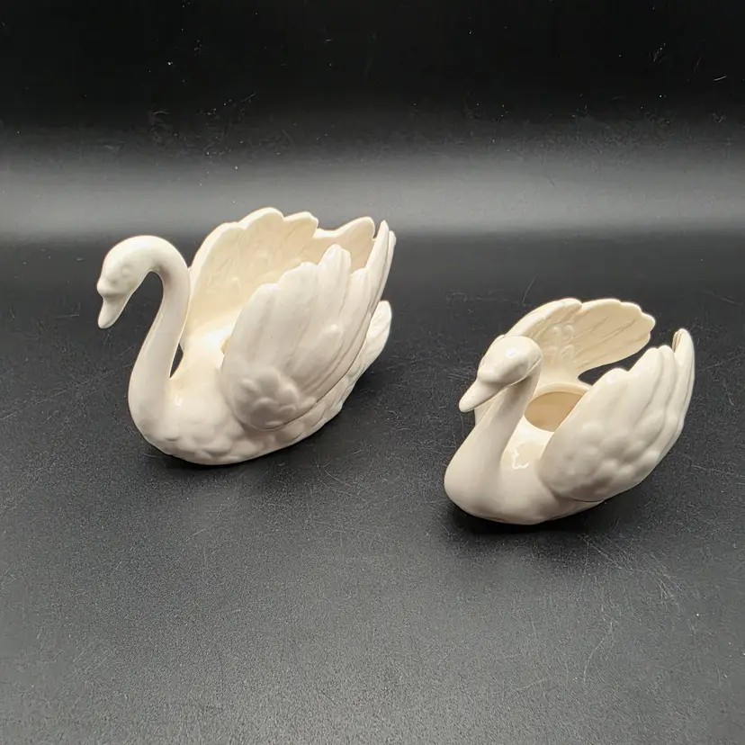 Goebel White Swans Set of 2