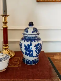 Chinoiserie style Ginger Jar