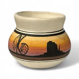 Small Navajo (Dine) Tribe Hand Painted Pottery Vase 2.75" Tall