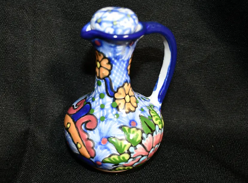Vintage Talavera Zepeda Mexico Clay Pottery Hand Painted Flowers Decanter /Pitcher/Jug/Cruet With Stopper