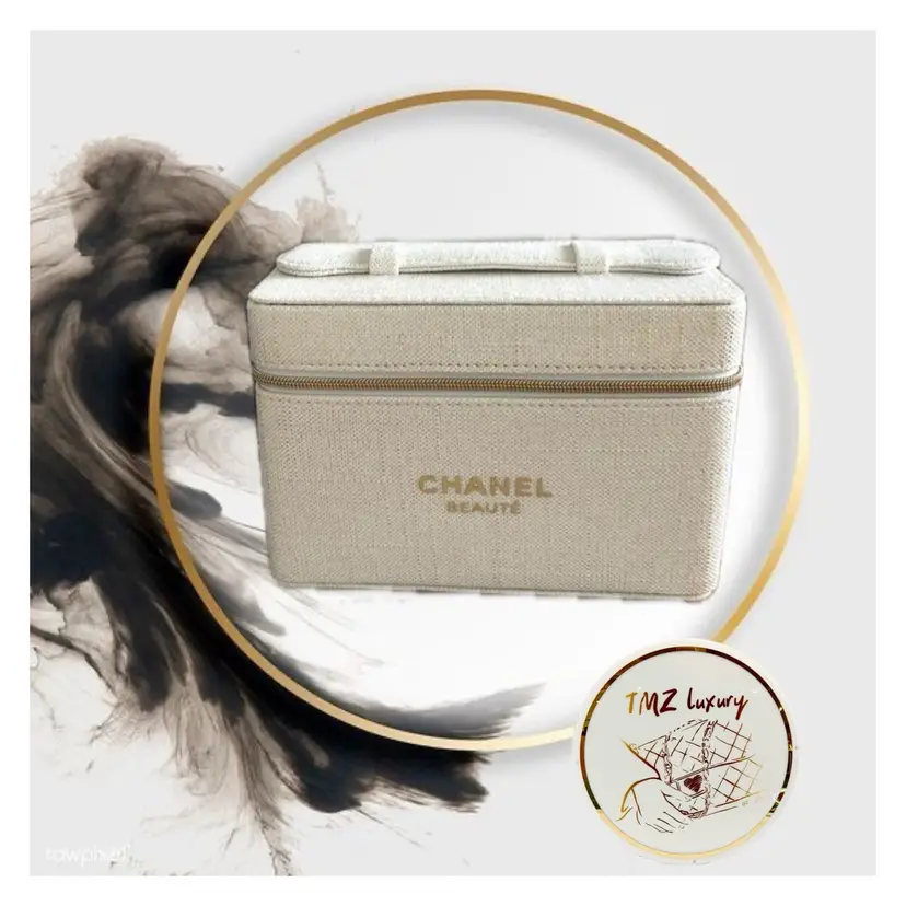GWP chanel beauty vanity/make up case
