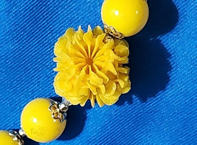 Vintage Flower-textured Bead Necklace & Earring Set Japan