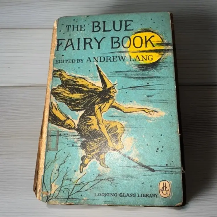 The Blue Fairy Book Andrew Lang 1959 w/ Green  Witch on Cover VTG, Please Read