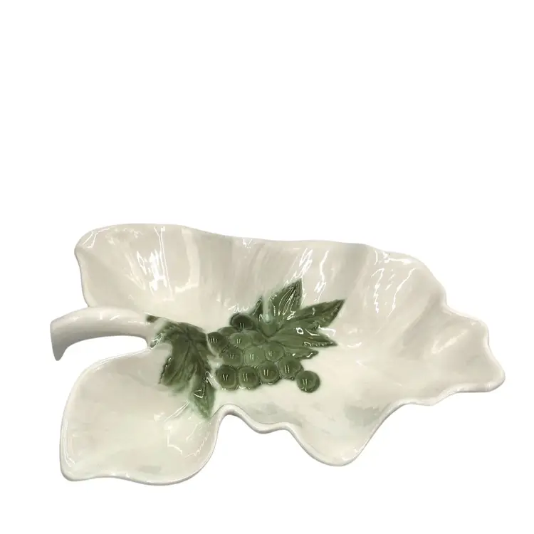 1 of 2 SERVING DISH
CONSOLE BOWL 
By Hull Pottery USA



Christmas Holiday Party 
Celebration Winter Gift
Thanksgiving Harvest Autumn