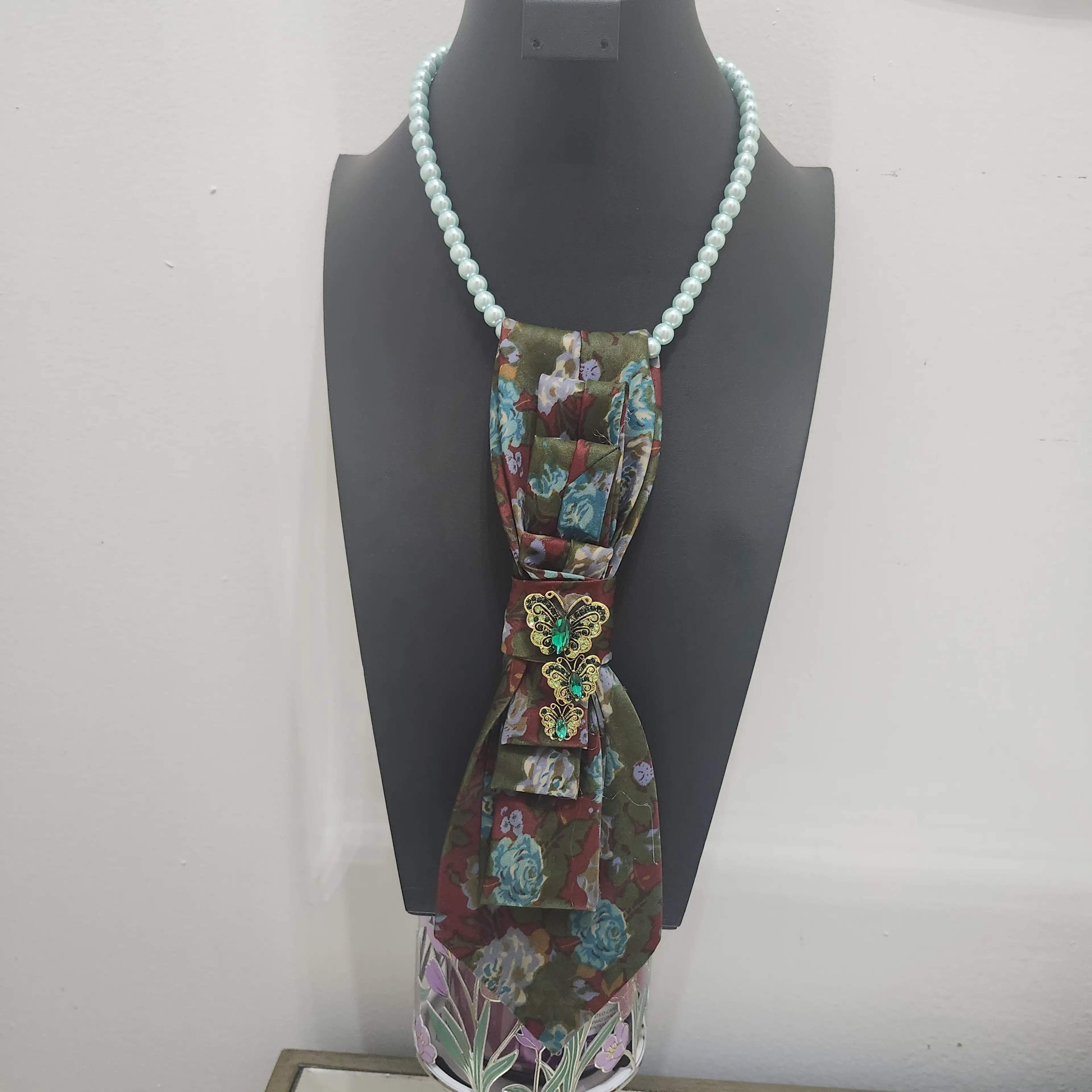 Image 4 of 4