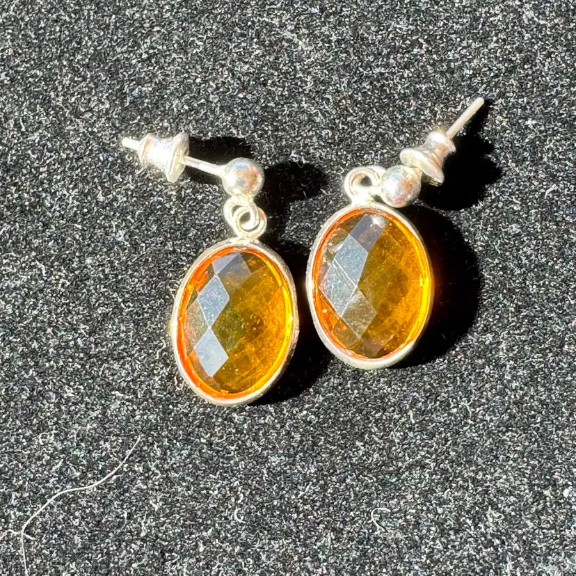 Vintage Sterling Silver Faceted Amber Earrings.75 Tall.
