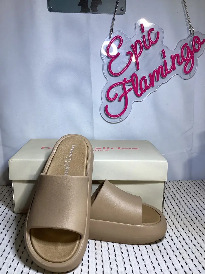 New Women’s J/Slides Khaki SIZE 7