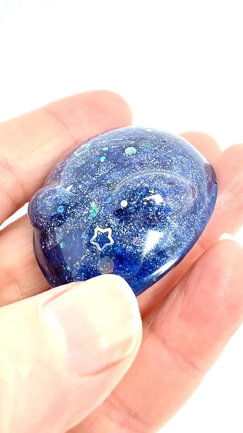 Blue ⭐️ Celestial Stellar Alien Magnet. Handmade By Me! 🫶 Made With Resin And Glitters. 1-3/4” tall x 1-1/2” wide.