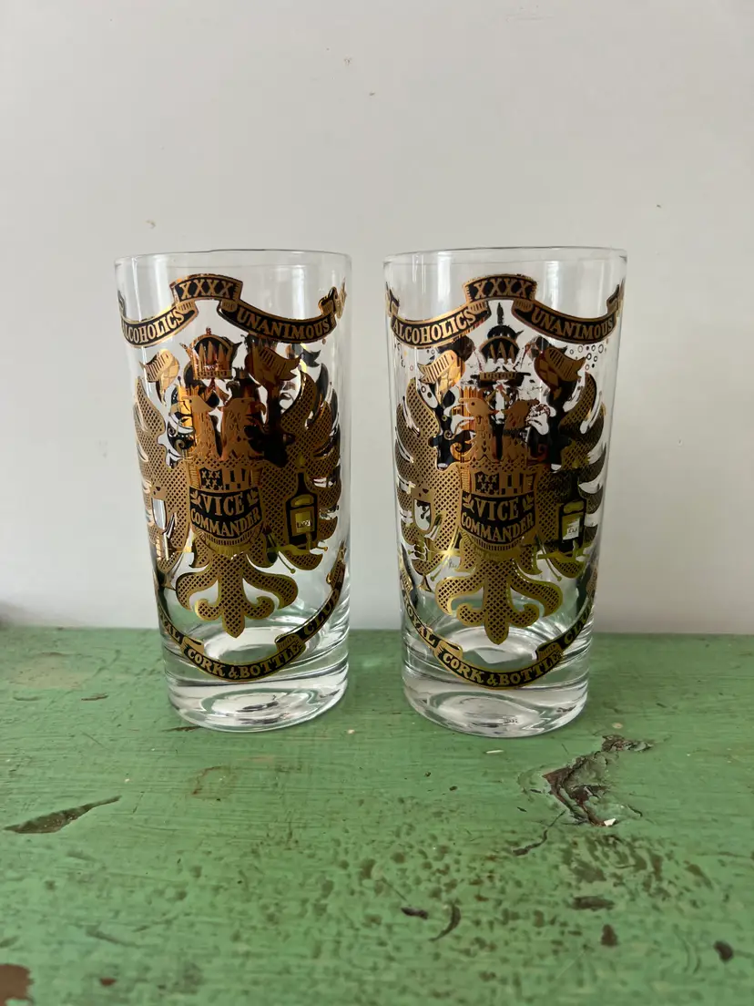 Georges Briard Signed Mid-Century Alcoholics Unanimous Glass Set. Vice Commander Royal Cork Bottle MCM