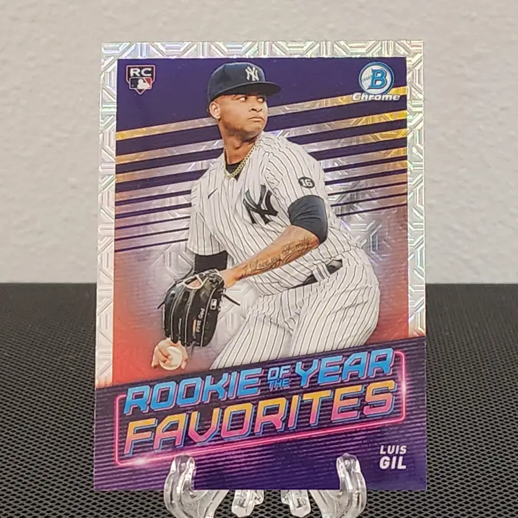 Luis Gil 2022 Bowman Chrome Rookie of the Year Favorites Mojo Refractor - Yankees