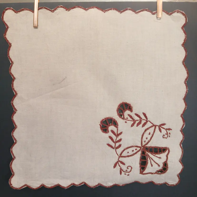 Vintage Cutwork Cocktail Linen Napkins