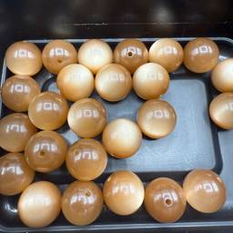 25 Pieces Light Brown Moon Glow Beads