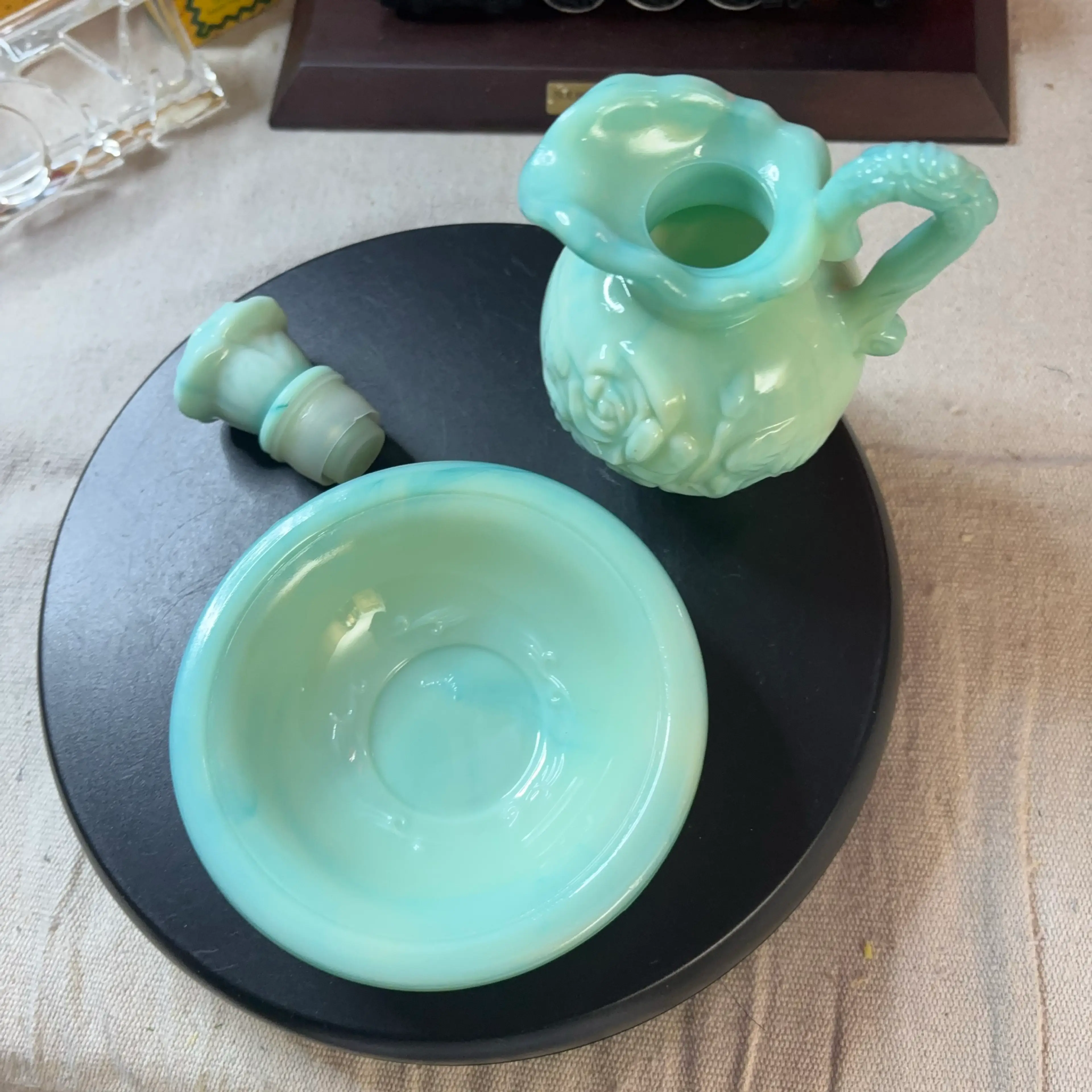 Image 3 of 3