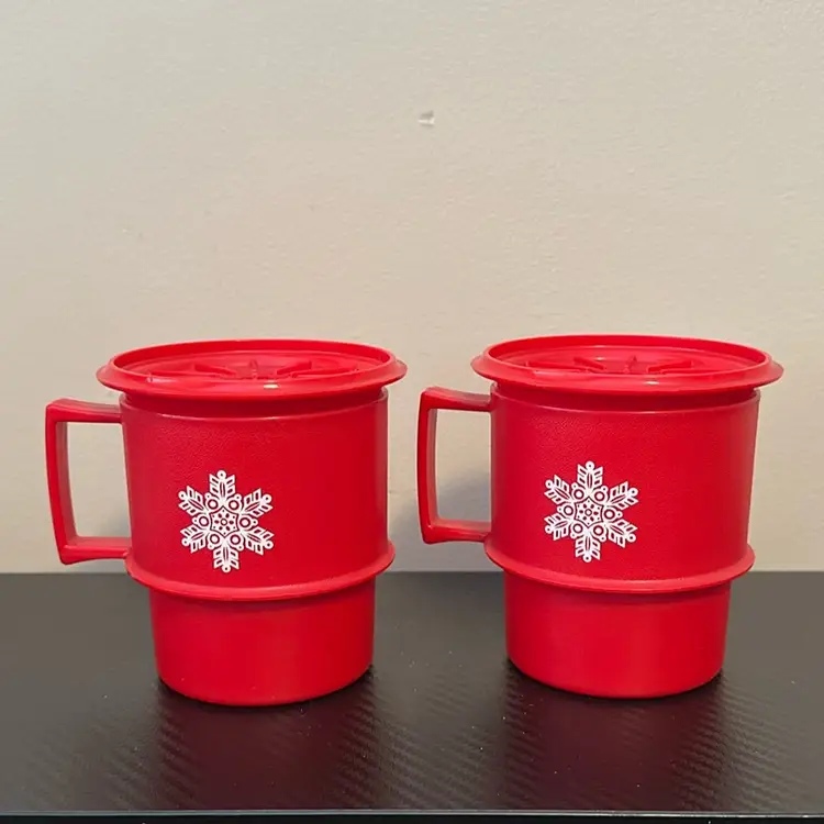 Tupperware Lidded Coffee Cup - Set Of 2 Red Snowflake