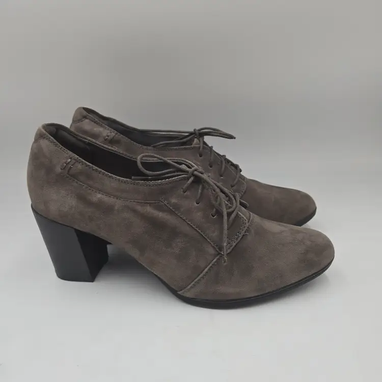 Clarks Collection ARAYA HALE Women Gray Suede Ankle Bootie Shoe Size 11 M