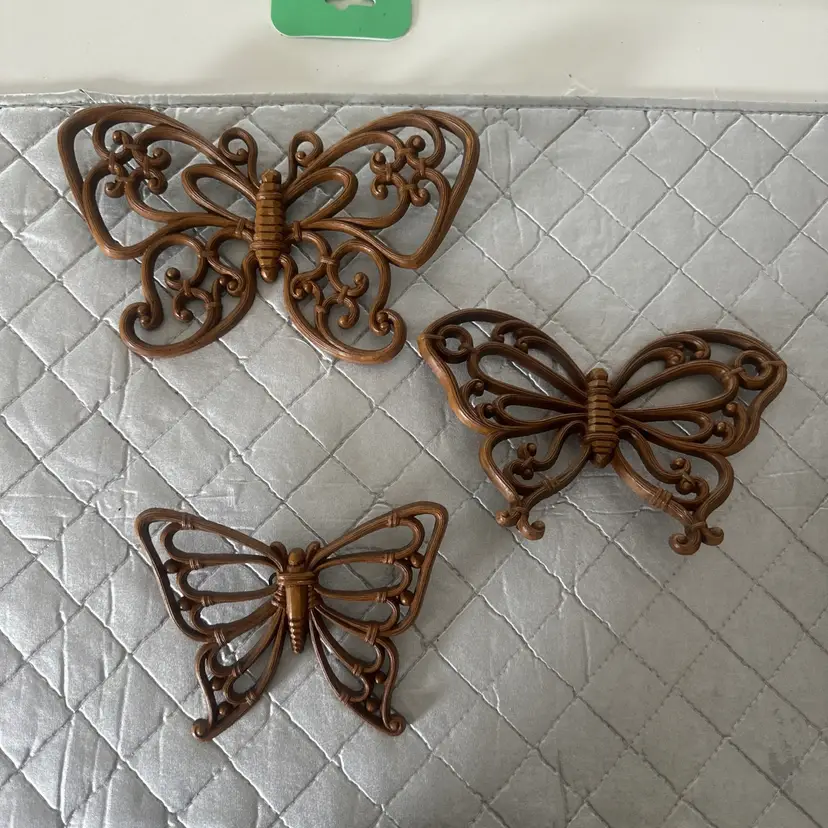 Vtg 70s Dart Inc Homco Set of 3 Butterfly Plastic Wall hanging 9", 8" & 5.75 "