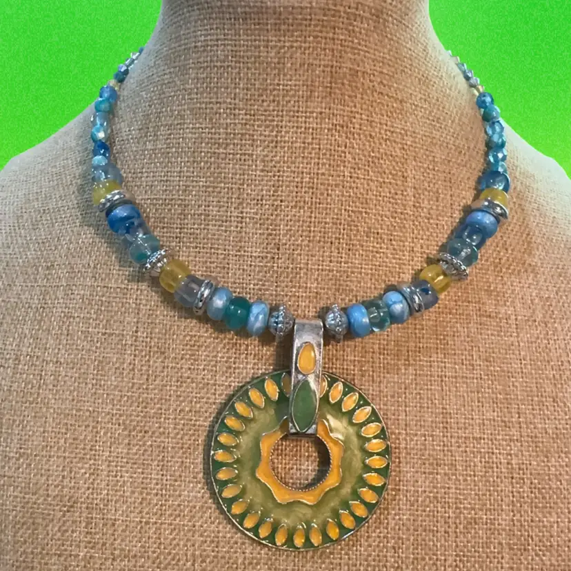Beaded Necklace With Pendant
