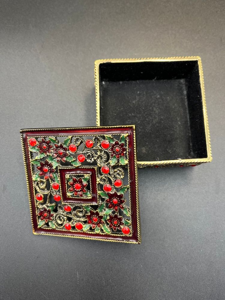 Brass Floral Trinket Box