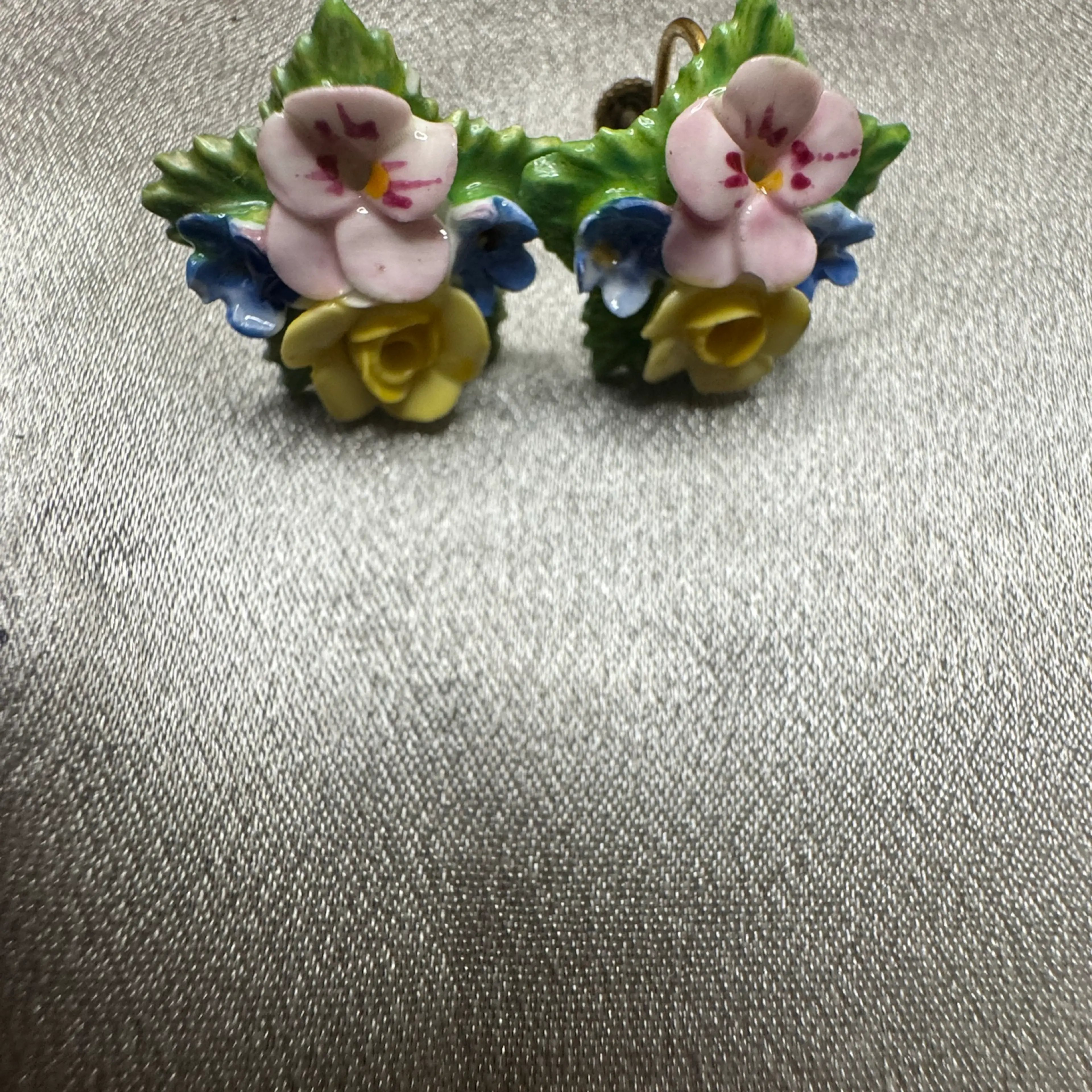 Image 4 of 10