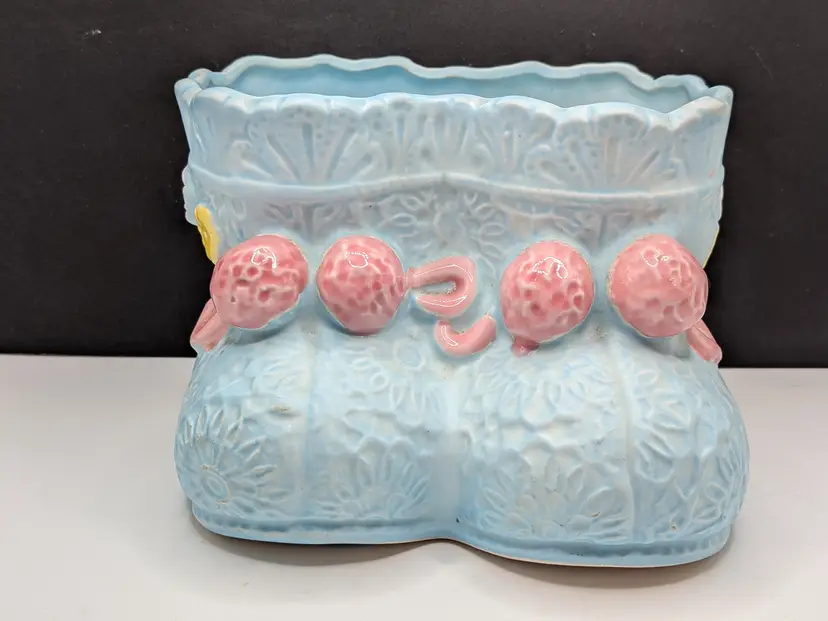 MCM Kitsch Blue baby bootie boots ceramic planter with pink & yellow - neutral