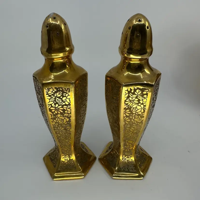 Vintage 1930s Pickard Gold Encrusted Salt and Pepper Shakers Made in Japan