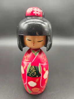 Shirokiya Japan Creative Kokeshi Face-Changing Doll Flower Red Kimono Signed 6"