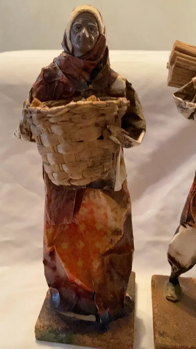 Pair Paper Mache Mexican Art Sculpture Folk Art Couple Vintage