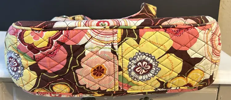 Vera Bradley Buttercup Shoulder Bag Purse Magnetic Closure Retired 2010