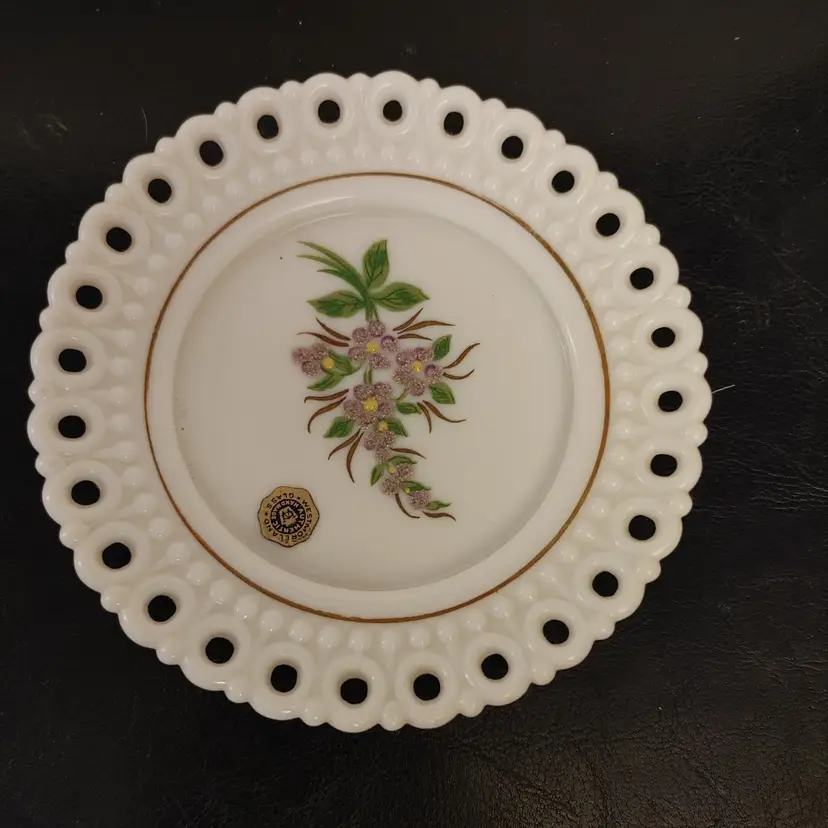 Westmoreland vintage hand painted floral milk glass plate. 5.5 inches wide. No chips.