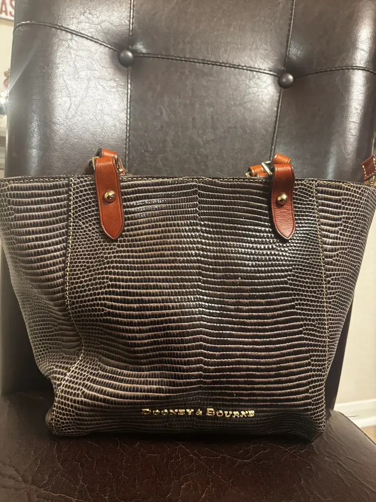 Dooney And Bourke Janie Leather Tote