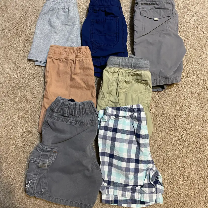 Boy's Size 24 Months 7-Piece Mixed Brand Bundle of Shorts