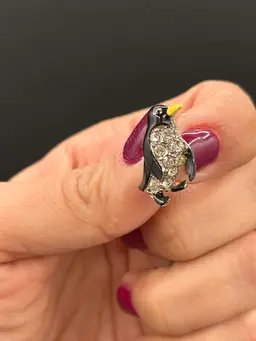 Mini Silver Tone Enamel & Clear Rhinestone Emperor Penguin Brooch Pin .75”🐧