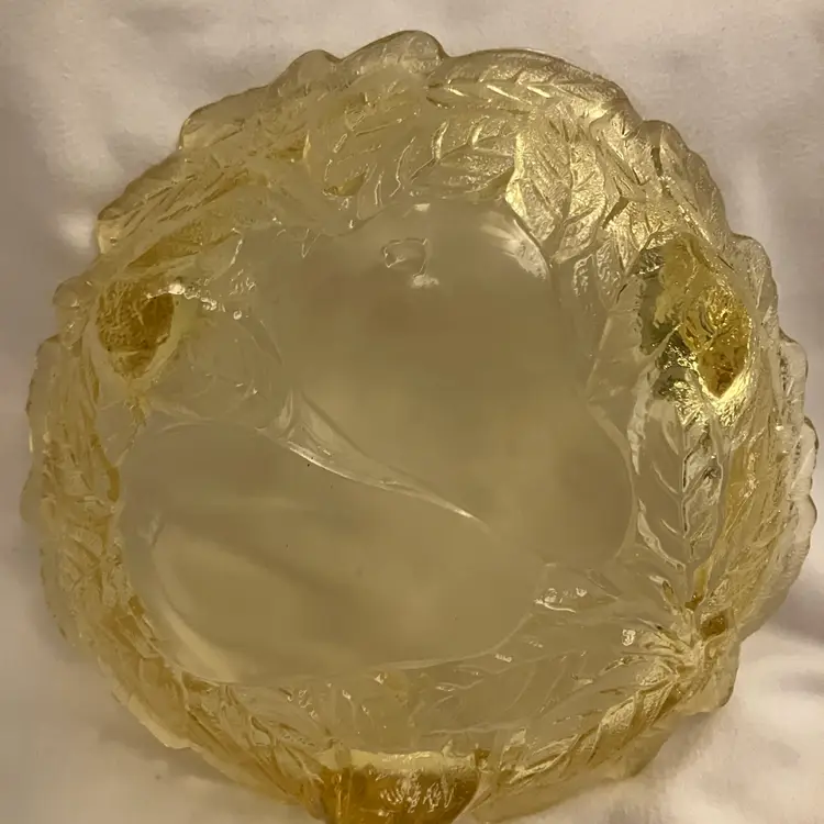 Vintage Tiara Indiana Glass Yellow Mist Sweet Pear Three Footed Candy Dish Bowl