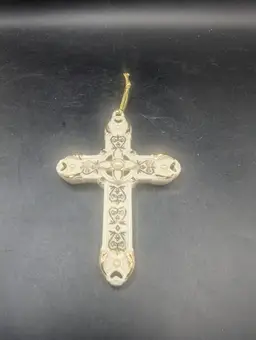 Lenox Florentine Cross Ivory Porcelain Ornament  Gold And Faux Pearls Accents