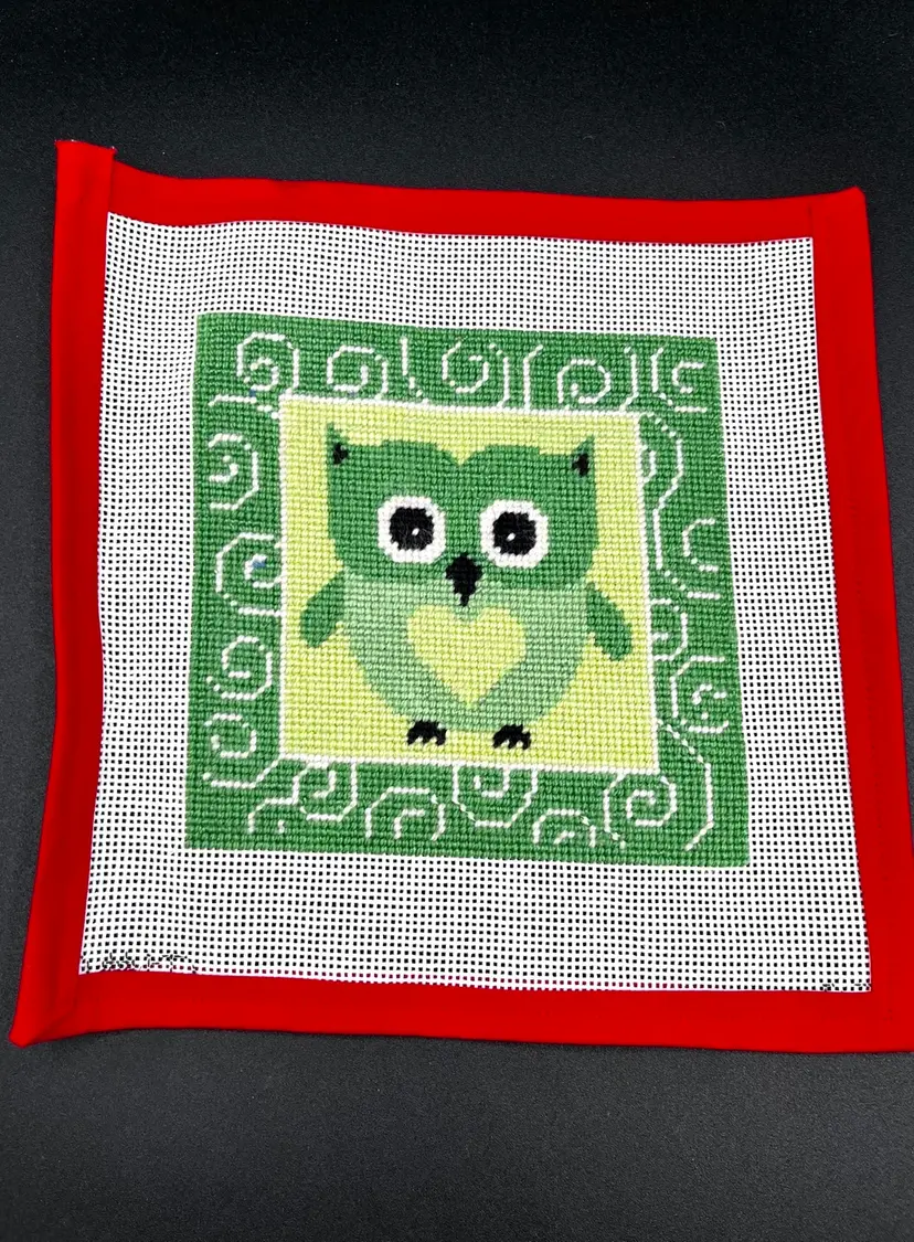 Green Heart Owl Needlepoint Square Hanging Wall Decor 💚🦉