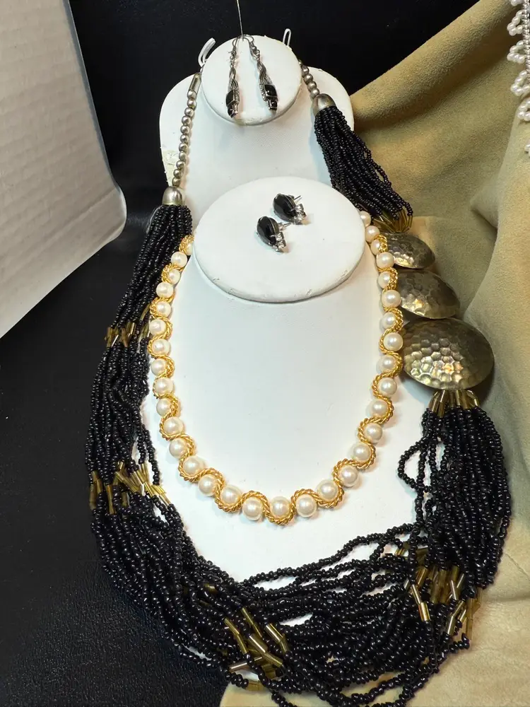 Vintage Costume Jewelry Lot