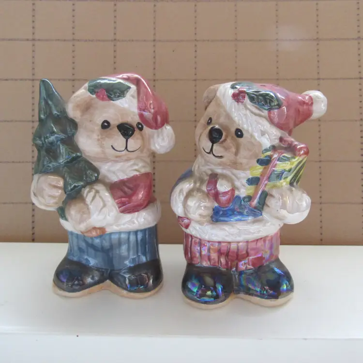 Christmas Bears Salt and Pepper Shaker Set