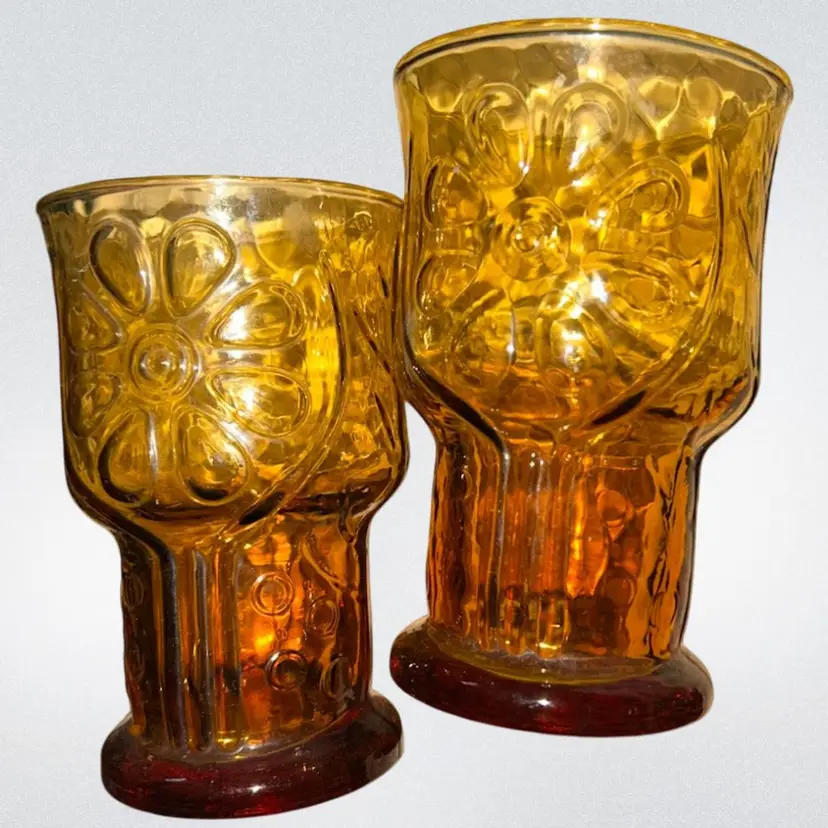 Pair of Libby Daisy Water Glasses Vintage Yellow/Amber “Country Garden” Goblets