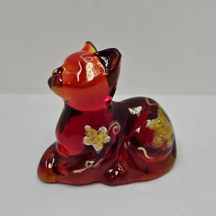 Glowy Fenton 2.75x3 Ruby Red Amberina Resting Kitty Cat Figurine Hand Painted