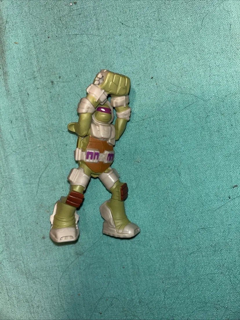 TEENAGE MUTANT NINJA TURTLES McDonald's Metal Mutant Donatello #6  2016
